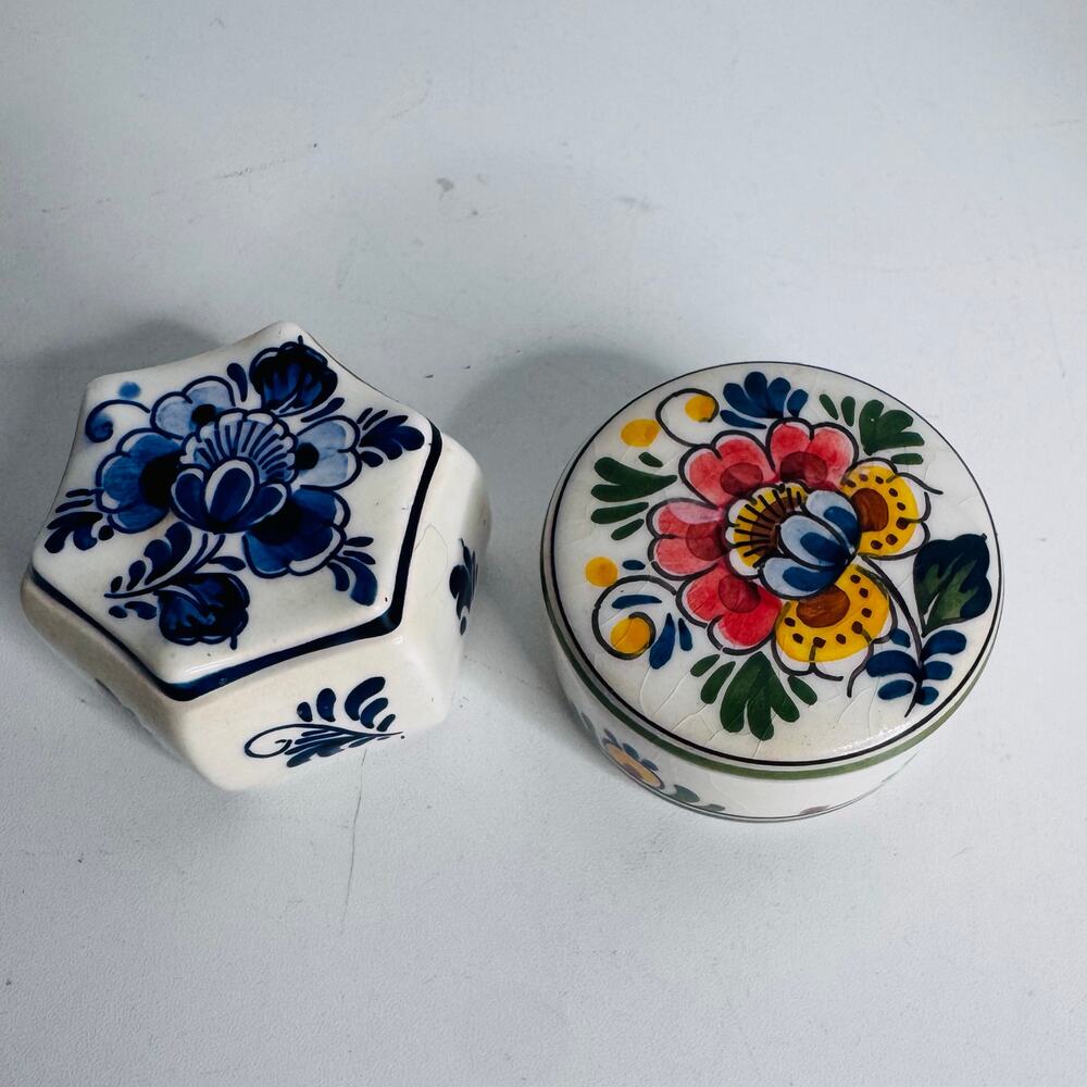Vintage Set of 2 Delft Holland Floral Hand Painted Round Lidded Trinket Box